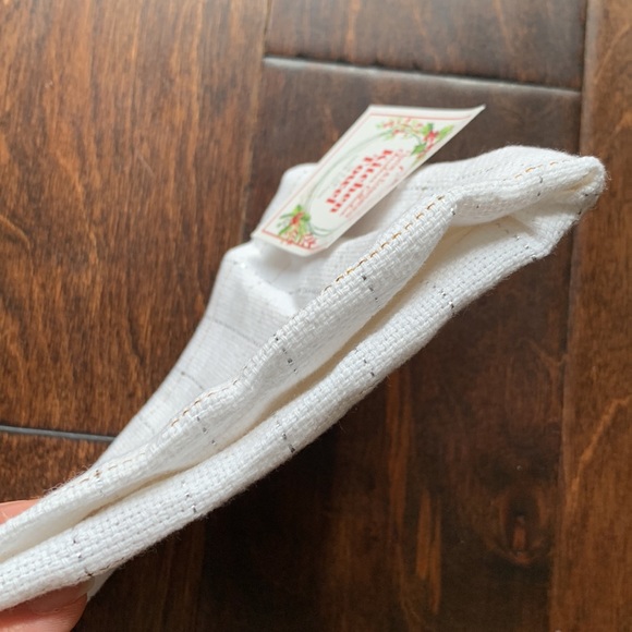 NWT Silver and Gold Check Pattern Kitchen Towel - Picture 10 of 13